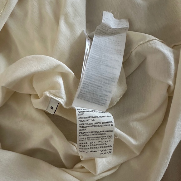 Authentic Gucci Mouth Print T-Shirt - Picture 10 of 11